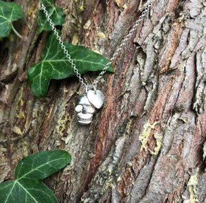 Skull & Heart Rollo Chain Pendant Necklace