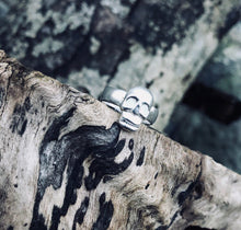 Load image into Gallery viewer, Silver Lucky Skull Ring
