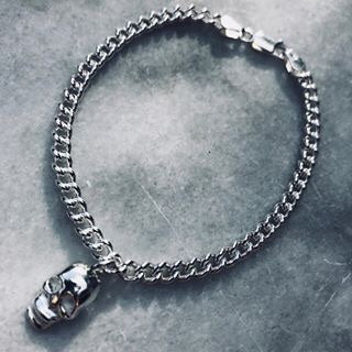 Curb chain bracelet