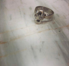 Load image into Gallery viewer, Silver Lucky Skull Ring
