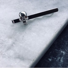 Load image into Gallery viewer, Skull Tie Slide
